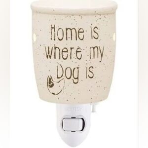 NEW Scentsy "Home Is Where My Dog Is" Mini Scentsy Wall Plug-In Warmer